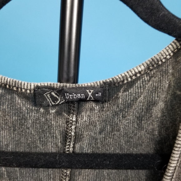 UrbanX  muscle tee - Picture 3 of 6